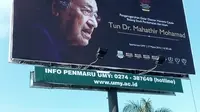 Bagi Mahathir, mengapresiasi tinggi pemberian gelar ini adalah berjuang untuk menghapuskan perang di dunia.
