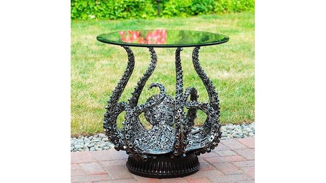 Pria Ini Buat Karya Seni Patung dari Barang Bekas Metal, 7 Hasilnya Mengagumkan