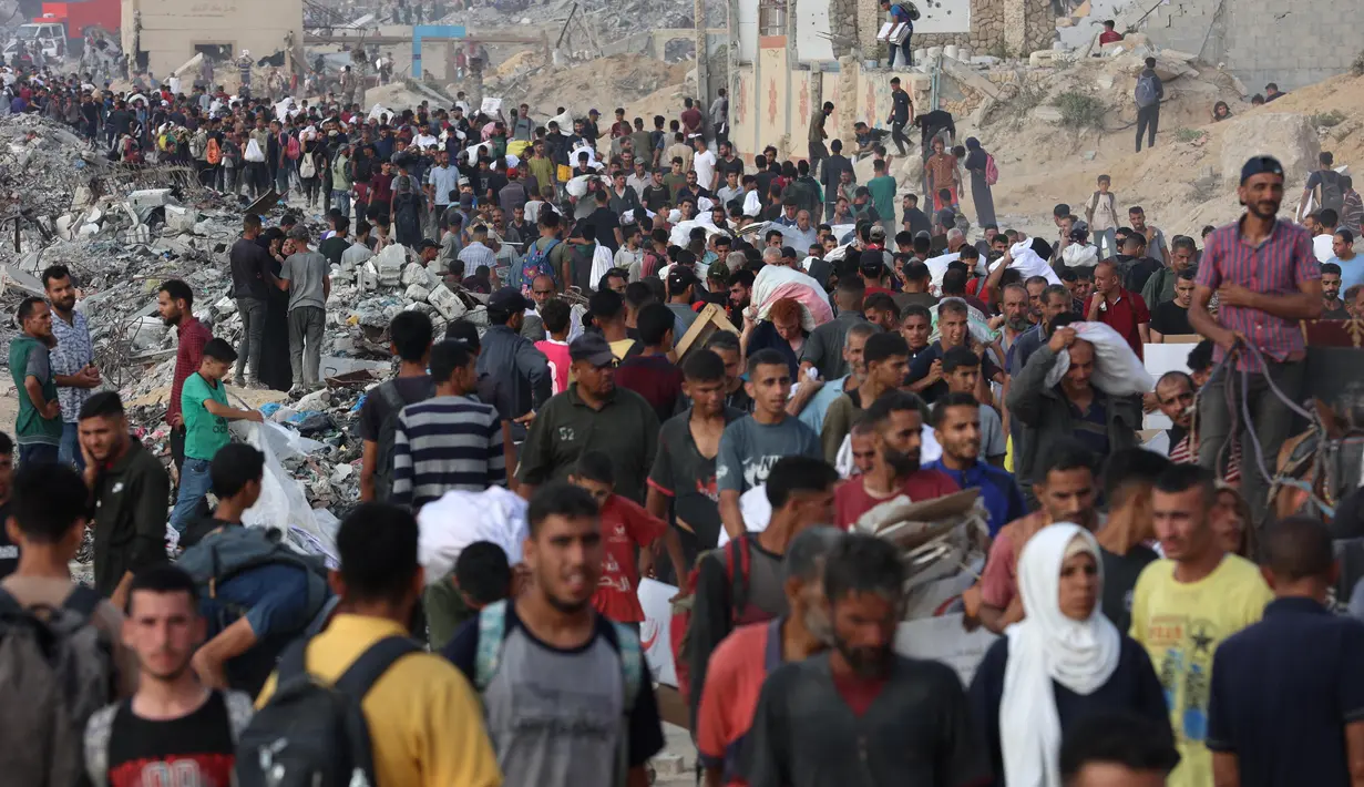Mahmud Bassal menyebut dari 31 korban tewas, sekitar lima orang di antaranya tewas ketika sedang mengantre bantuan di wilayah Jalur Gaza bagian selatan pada Jumat (20/6/2025). (Omar AL-QATTAA/AFP)