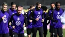 Untuk diketahui, pertandingan ini bukan sekadar perebutan tiket ke semifinal, tetapi juga menjadi penentu nasib kedua timnas tersebut dalam Kualifikasi Piala Dunia 2026. (Ina FASSBENDER/AFP)