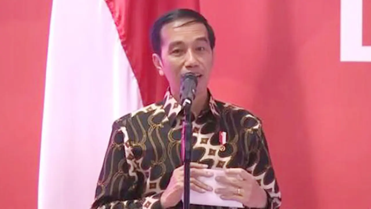 Rambut Jokowi Berantakan