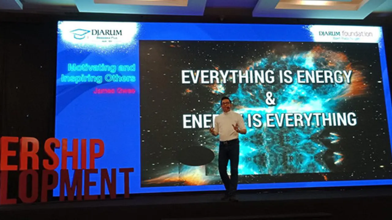 Motivasi yang Menginspirasi Bersama James Gwee Warnai Pelatihan Beswan Djarum
