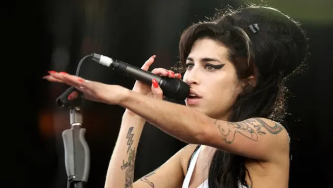 [Bintang] Amy Winehouse