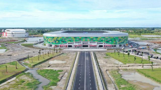 Presiden Joko Widodo (Jokowi) meresmikan selesainya pembangunan Stadion Utama Sumatera Utara