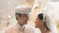Kisah Cinta Angga Yunanda dan Shenina Cinnamon: Dari Film ke Pernikahan