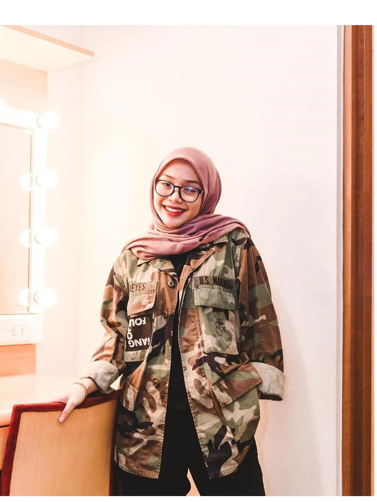 7 Gaya Bunga, Rapper Berhijab Asal Malaysia yang Cantik Memesona - Hot ...