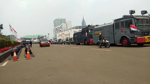 Pengamanan Demo Mahasiswa di DPR