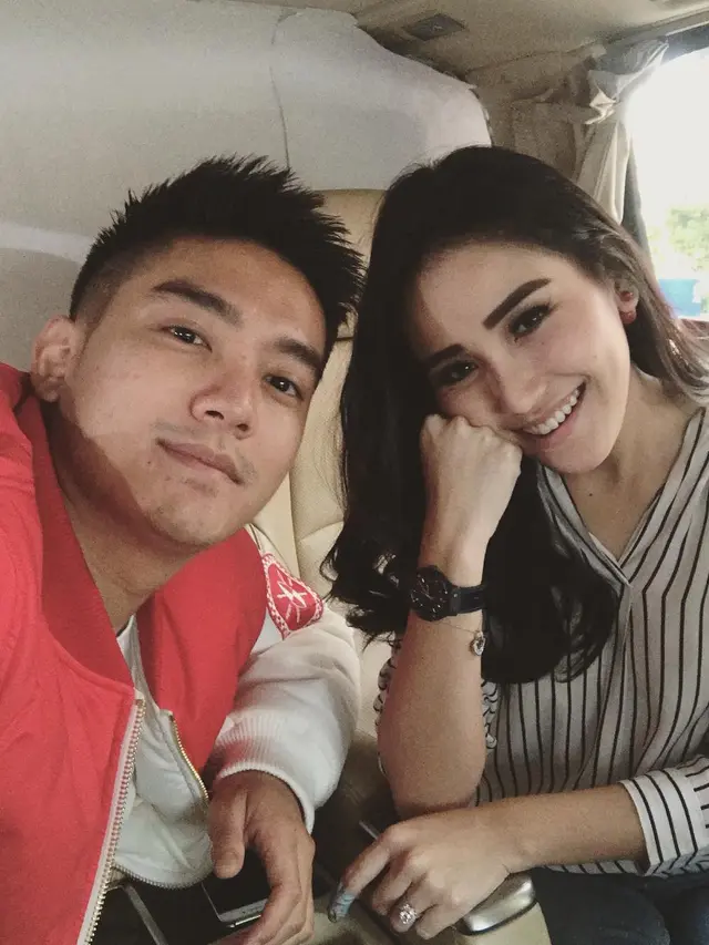 [Bintang] Ayu Ting Ting