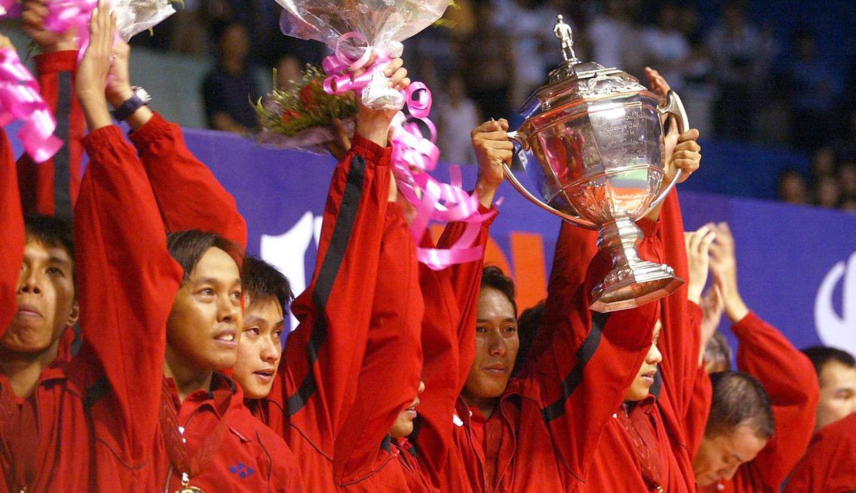 Kala itu, Indonesia berhasil merengkuh trofi Piala Thomas ke-13 dengan mengalahkan Malaysia 3-2 di partai final. (AFP/Goh Chai Hin)