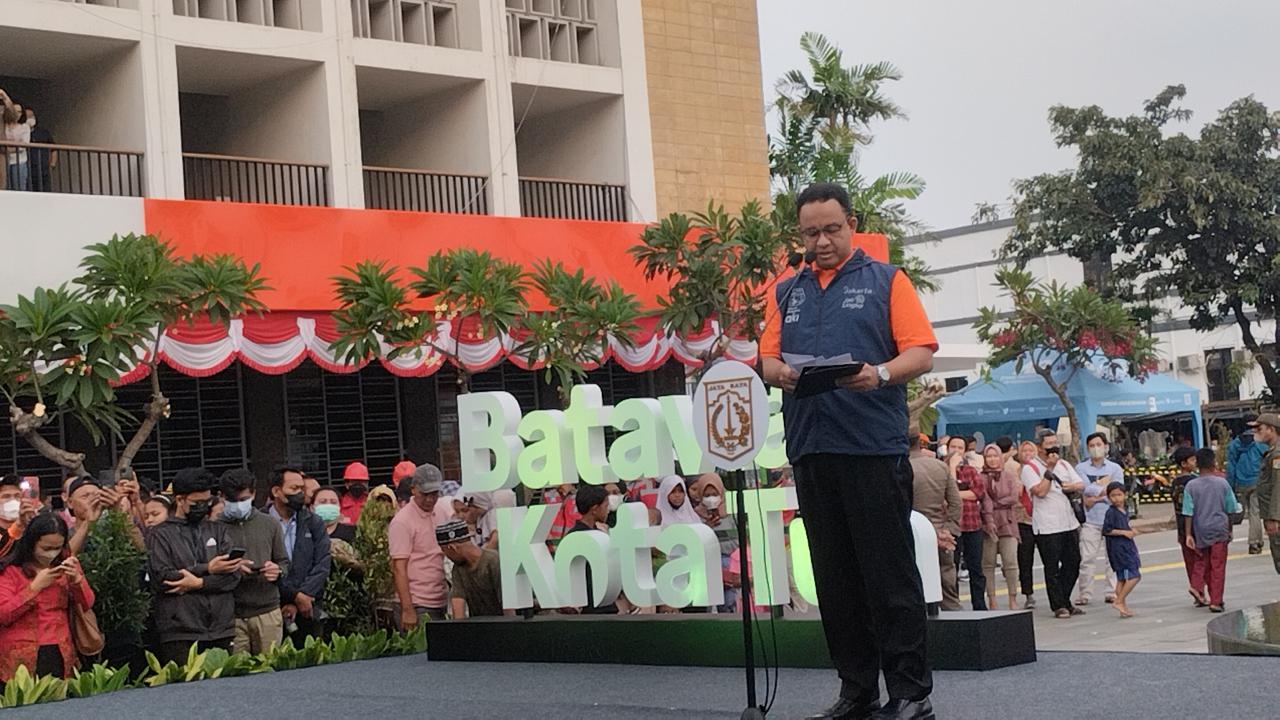 Gubernur DKI Jakarta, Anies Baswedan, melakukan aktivasi awal kawasan Kota Tua pasca revitalisasi (Liputan6.com/Winda Nelfira)
