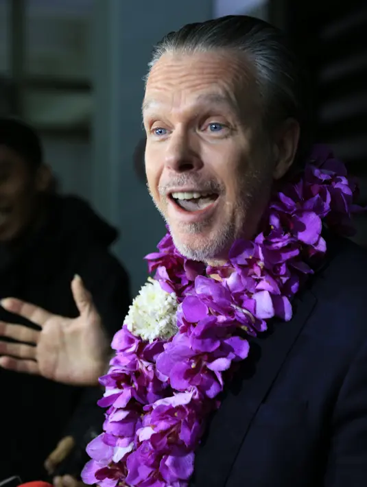 Beberapa lagu telah disiapkan oleh pria bernama asli Rick Allan Price itu. Demi penampilannya nanti, pelantun tembang Heaven Knows itu juga mengaransemen ulang lagu-lagunya. (Adrian Putra/Bintang.com)