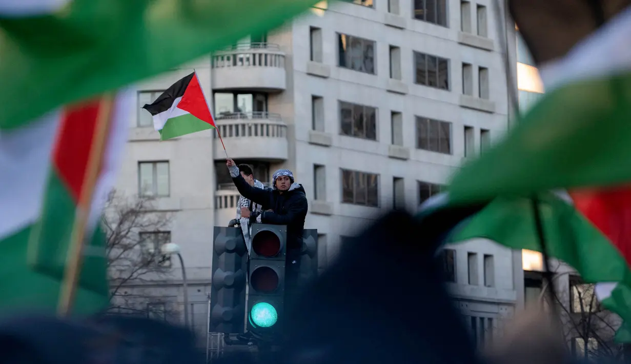 Perang tersebut menjadi konflik terpanjang, terparah, dan paling berdarah serta merusak. (ROBERTO SCHMIDT/AFP)