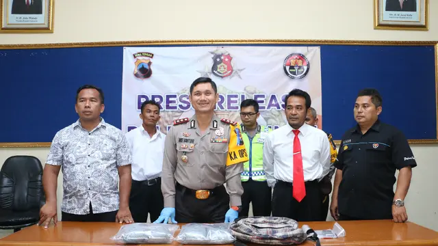 Petasan, apapun jenisnya, tetap berbahaya. (Foto: Liputan6.com/Muhamad Ridlo).
