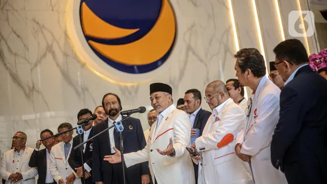 FOTO: Petinggi PKS Kunjungi Ketua Umum Partai Nasdem Surya Paloh