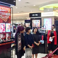 Clio Professional meresmikan brand shop pertama di dunia, di Indonesia. (Ega Maharni/Fimela.com)