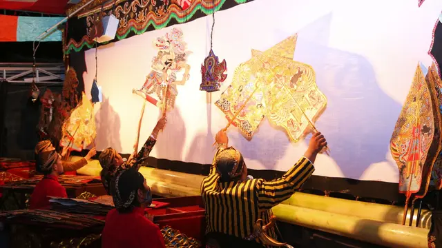 Kemeriahan Pagelaran Wayang Kulit Warnai Banyuwangi Festival 2021