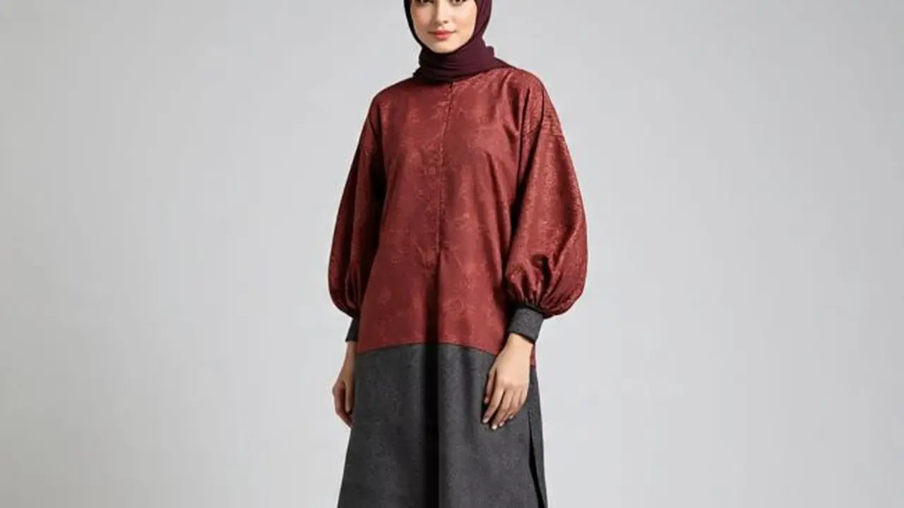 Ilustrasi Tunik Batik Lengan Balon (Sumber Gambar: Meta AI)
