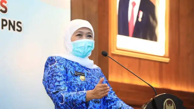 Gubernur Khofifah