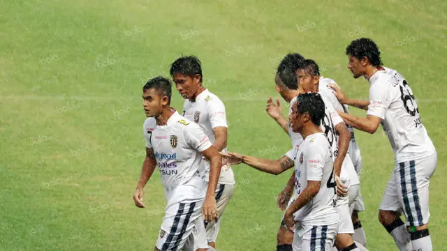 Bali United
