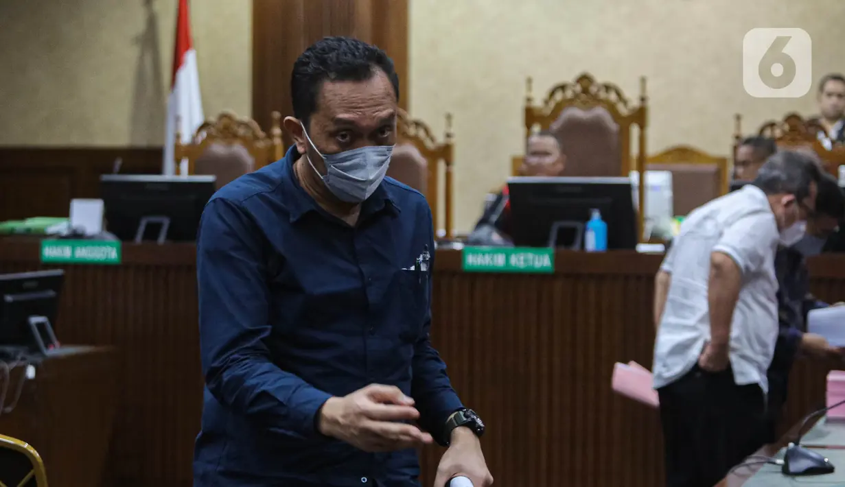 Heru Hanindyo, hakim nonaktif pada Pengadilan Negeri (PN) Surabaya, terdakwa kasus dugaan suap pengurusan perkara Gregorius Ronald Tannur, pelaku pembunuhan kekasihnya Dini Sera Afriyanti. (Liputan6.com/Angga Yuniar)