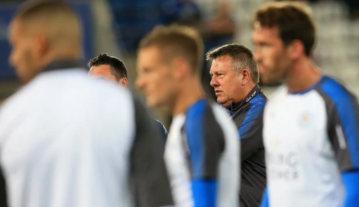 Saat masih aktif bermain, ia pernah memperkuat Walsall, Sheffield Wednesday, West Bromwich Albion, Grimsby Town, Scunthorpe United, Telford United, dan Hednesford Town. (Lindsey PARNABY / AFP)