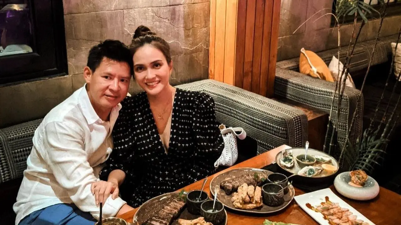 [Fimela] Shandy Aulia dan David Herbowo