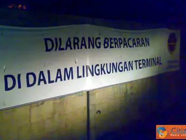 Citizen6, Bogor: Himbauan yang ditujukan kepada warga dari polsek dan dishub Leuwiliang, Bogor. (Pengirim: Ade Maryadi)