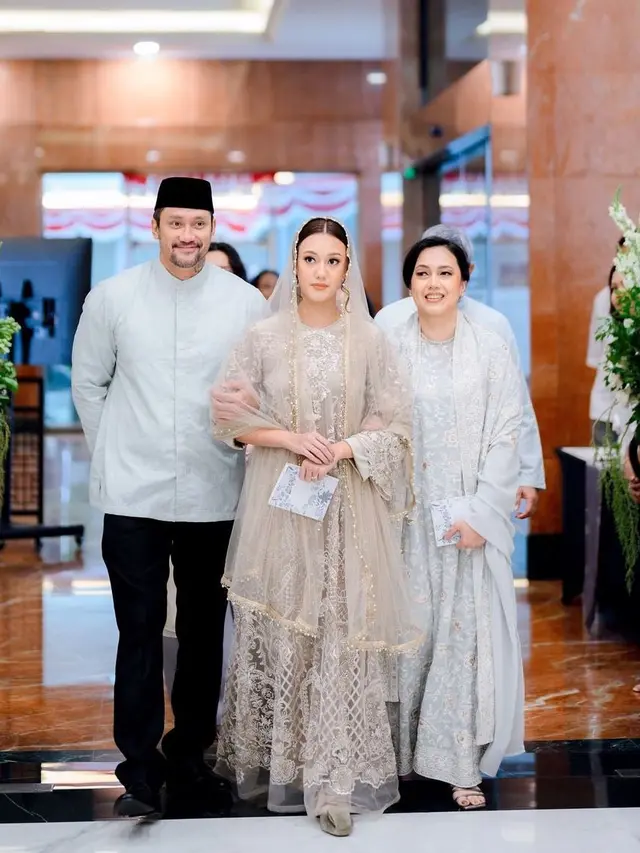 Tora Sudiro, Azzahra Nabila Sudiro, dan Anggi Kadiman. (Instagram/@t_orasudi_ro)