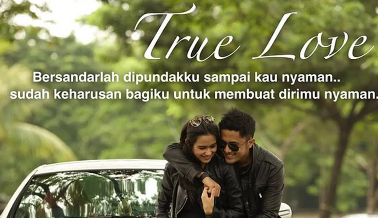 Bersandarlah dipundakku sampai kau nyaman. (via Instagram)