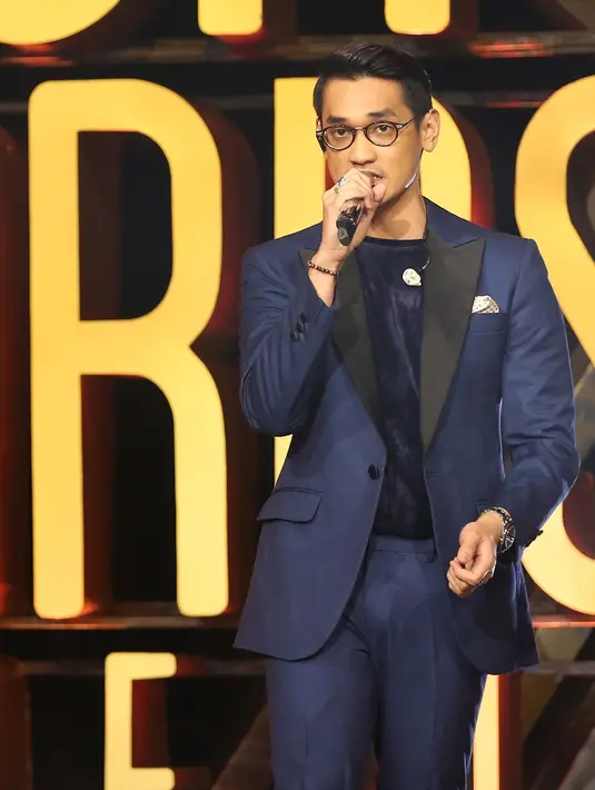 Afgan pun tak lupa mengucapkan terima kasih pada para penggemarnya. "Dan juga Afganisme thank you! I Love you," tambahnya. (Bambang E. Ros/Bintang.com)