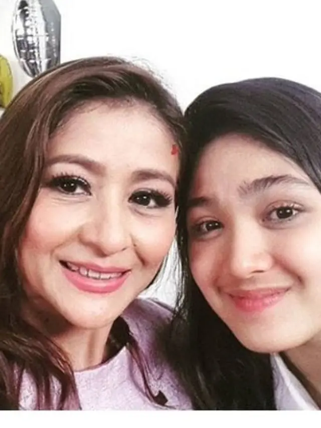 Kerap Terlibat dalam Satu Judul, Ini 6 Potret Kebersamaan Ine Dewi dan Cut Syifa