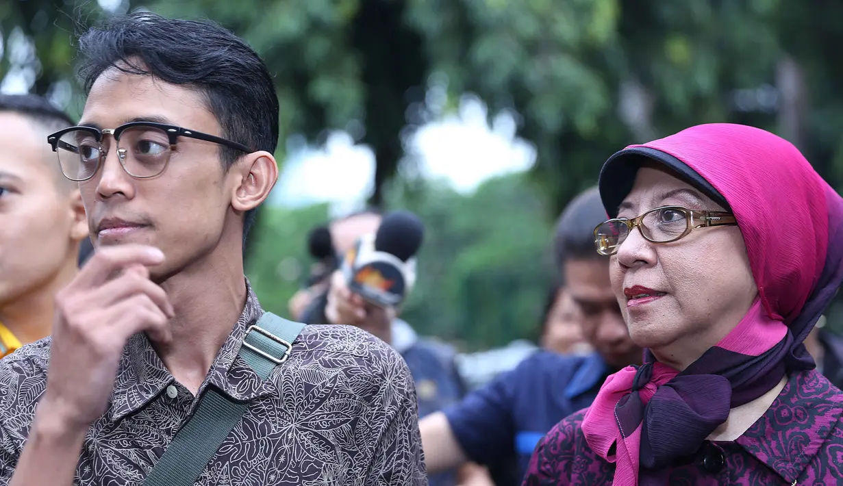 Ferry, kuasa hukumnya mengatakan akan membongkar semua yang terjadi dari sebelum adanya perkawinan, sesudah menikah hingga akhirnya resmi bercerai. (Nurwahyunan/Bintang.com)