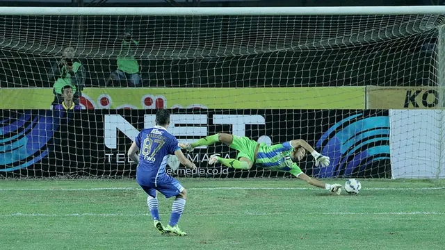 Persib vs Persiba Balikpapan