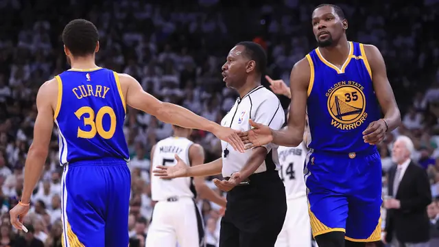 Permalukan Spurs, Warriors Selangkah Lagi Menuju Final