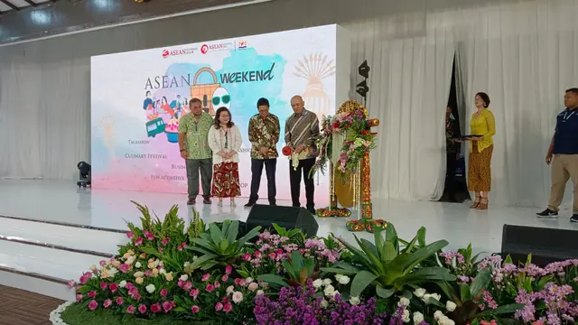 Kamar Dagang dan Industri (Kadin) Indonesia bersama ASEAN Business Advisory Council (ASEAN-BAC) menggelar ASEAN Weekend Market di Gedung Serbaguna Senayan, pada 1 hingga 3 September 2023. (Ayu/Merdeka.com)