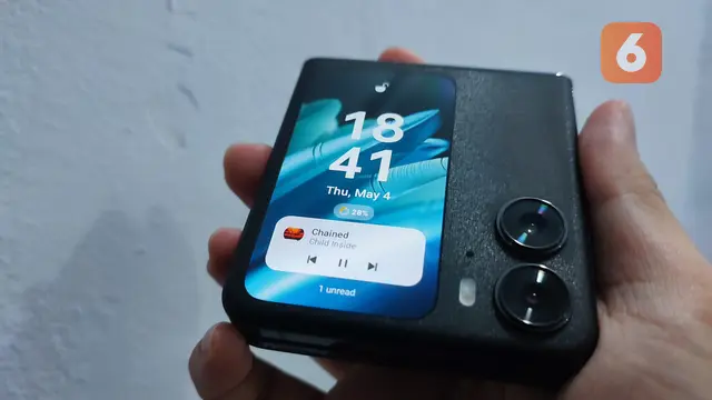 Oppo Find N2 Flip (Liputan6.com/Giovani Dio Prasasti)