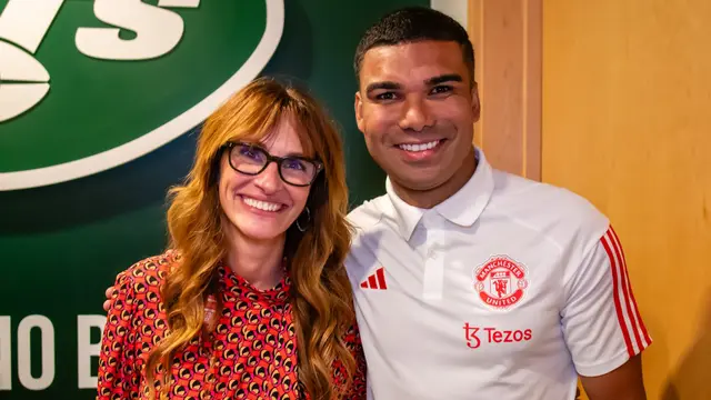 Foto: Pep Guardiola Kembali Dibuat Patah Hati, Julia Roberts Sambangi Skuad MU saat Tur Pramusim di Amerika Serikat