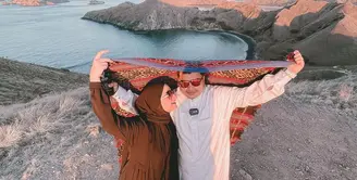Nadzira Shafa Istri Ameer Azzikra (Instagram/enazirashf_)
