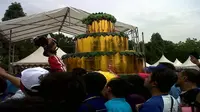 Tumpeng Berukuran 4 Meter Warnai Peringatan Hari Ikan Nasional