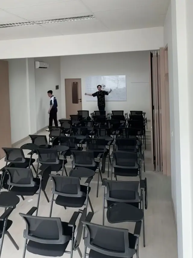 Jerome Polin Spill Progres Renovasi Kantor Bimbel Mantappu Academy (credit: https://www.instagram.com/jeromepolin/)