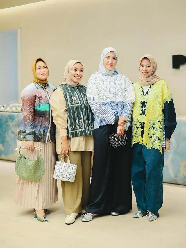 Atya Sardadi di sebuah acara