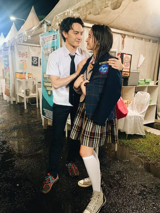 8 Potret Megan Domani dan Farhan Rasyid di Balik Layar My Love My Enemy, Bikin Baper