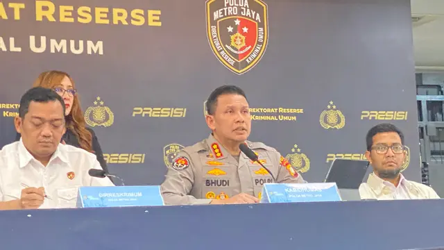 _Polisi Tangka Tiga Orang Terduga Pelaku Perusakan CCTV Pasca Demo 27 Agustus