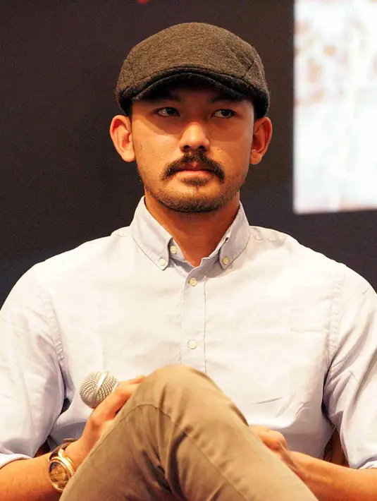 Dikatakan Dewi Lestari sangat tertarik dengan proyek pembuatan sekuel film Filosofi Kopi ini.(Deki Prayoga/Bintang.com)