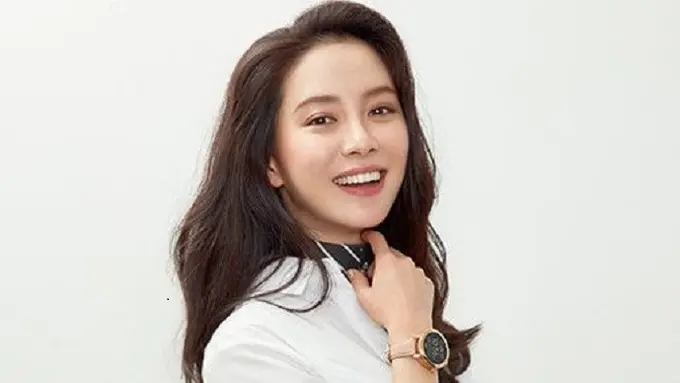 [Bintang] Alasan Song Ji Hyo Tak Gunakan Sosial Media