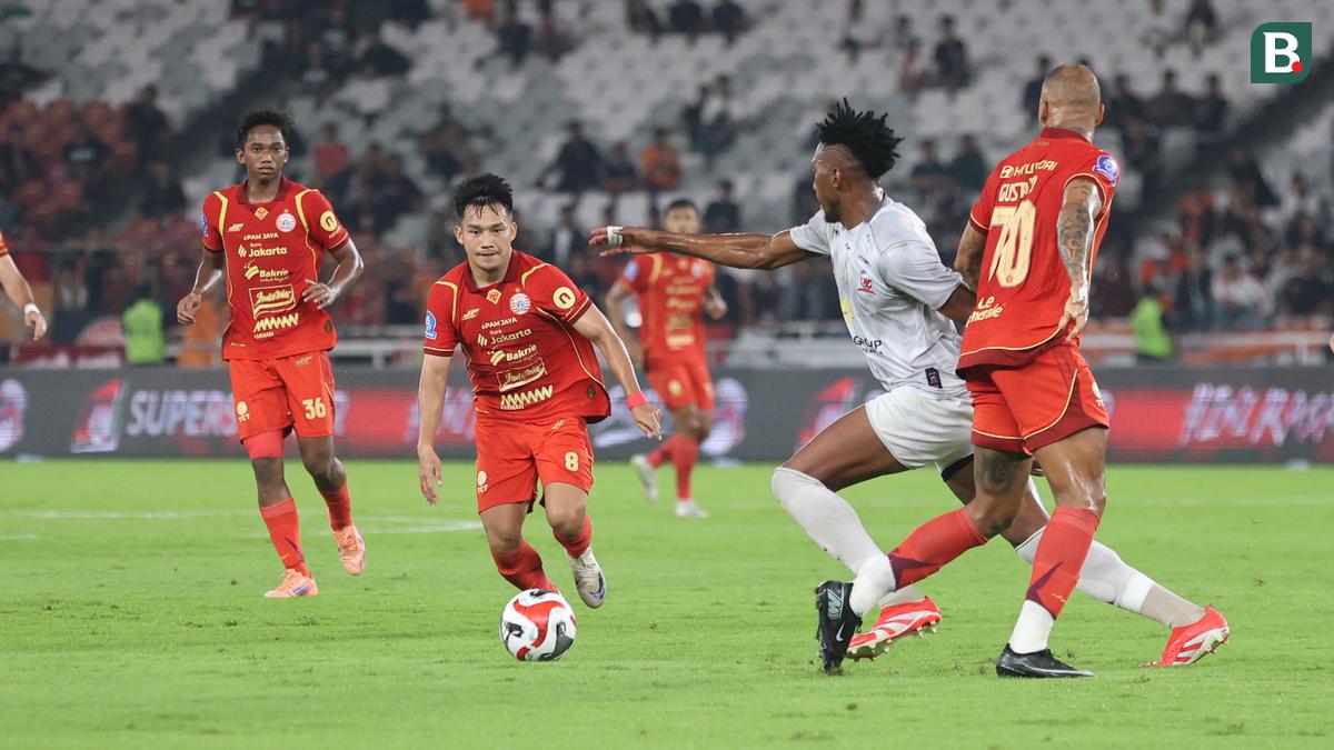 Pantau Laga Persija vs Madura United di SUGBK, Komitmen Blusukan John Herdman Pantau Pemain untuk Timnas Indonesia