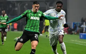 Jay Idzes Kembali Berlatih di Sassuolo Jelang Duel Coppa Italia