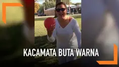 Seorang pengidap buta warna menggunakan kacamata yang mampu membantunya membedakan warna. Begini reaksinya!