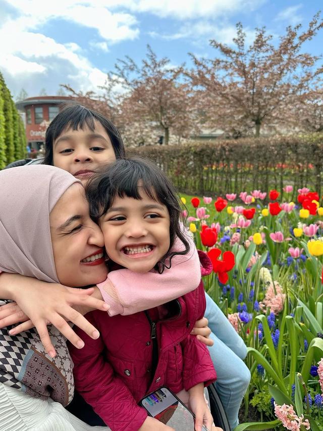 Shireen Sungkar berlibur ke Belanda dan prancis (Foto: Instagram shireensungkar)