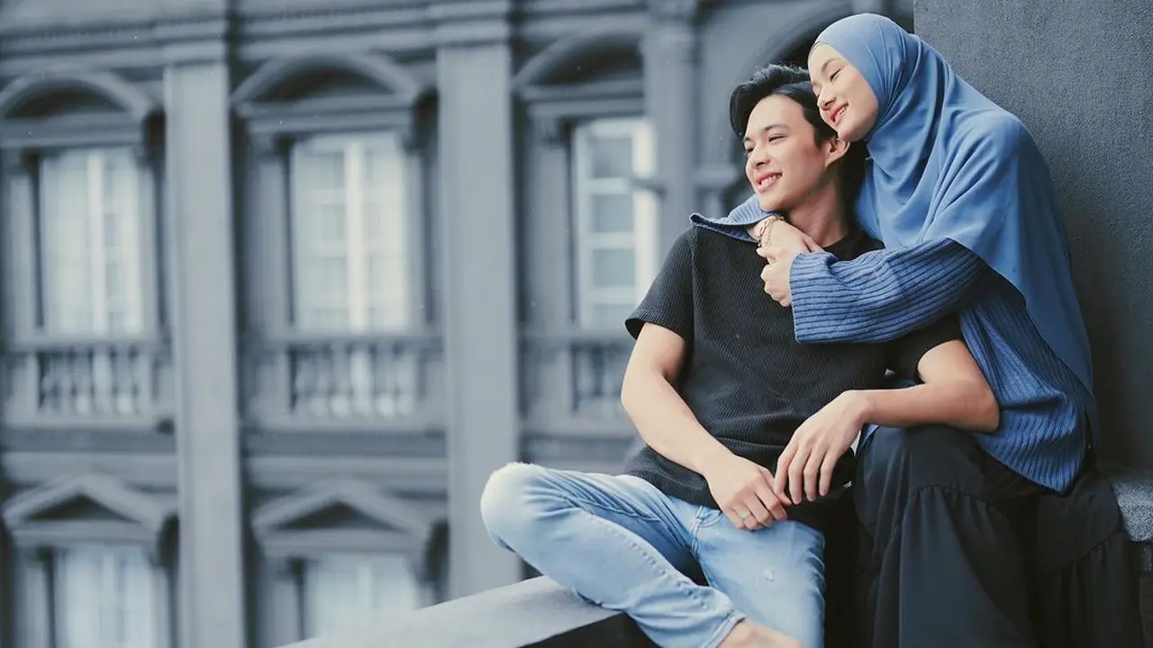 Dinda Hauw dan Rey Mbayang kian mesra di kehamilan kedua